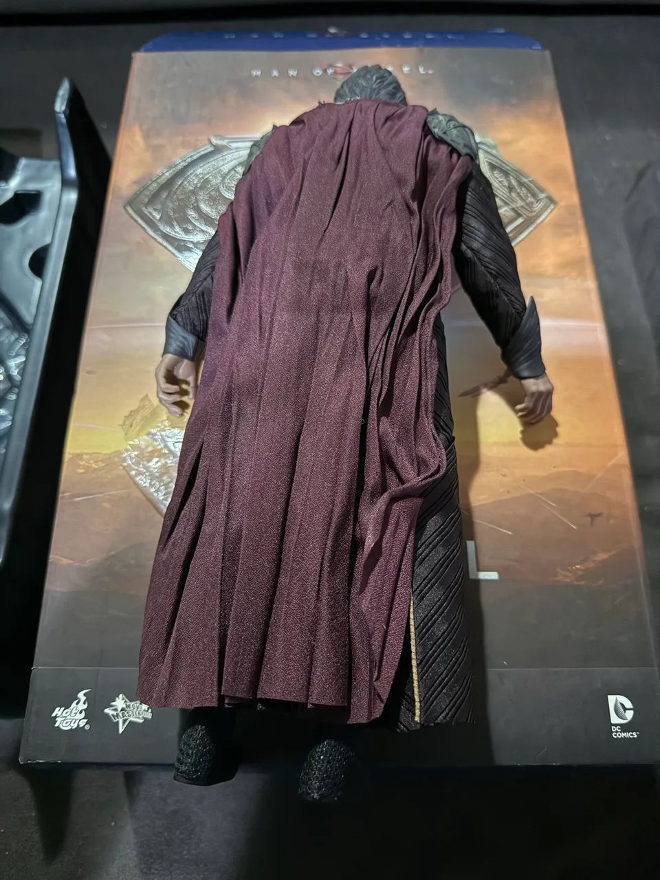 Hot toys  Jor- El  escala: 1:6  IMPECÁVEL  - Foto 2