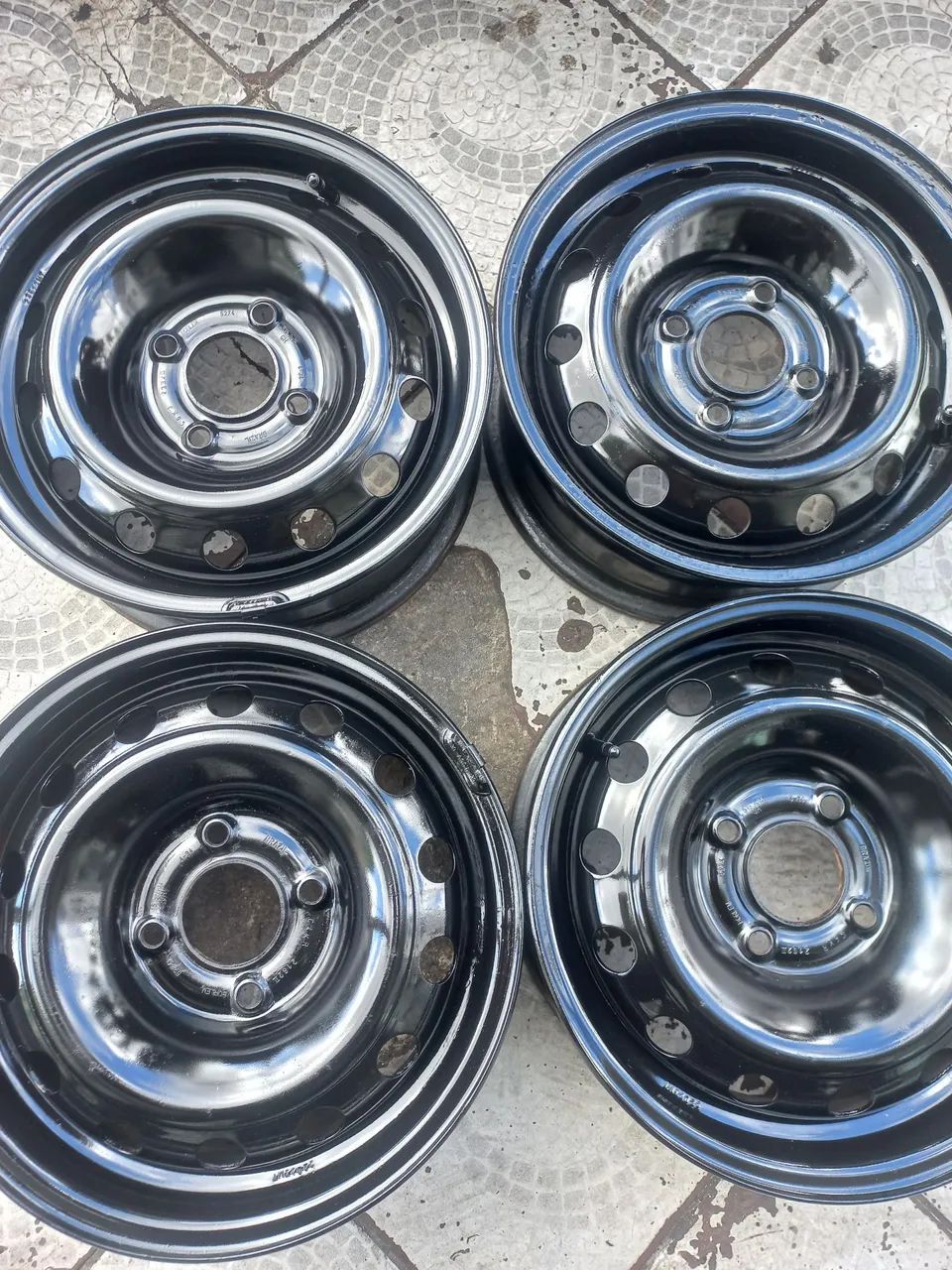 4 roda de  ferro  filé 14 