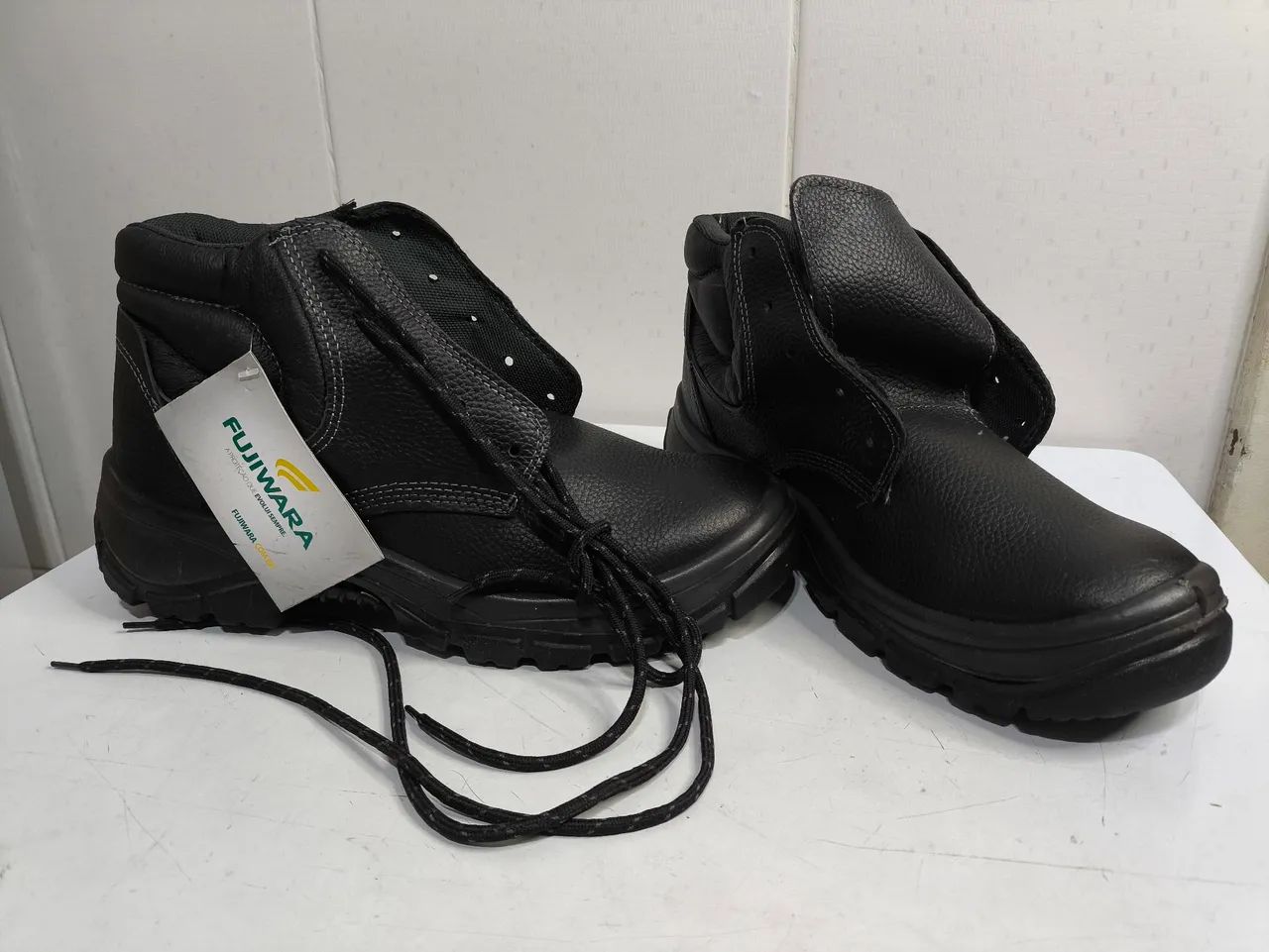 Bota de segurança (EPI) FUJIWARA NR 44 - Foto 4