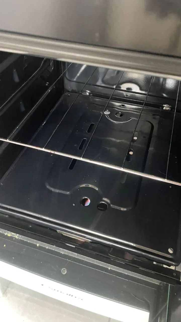 Foão Seminovo 4 Bocas - Elétrico - Esmaltec - Ótimo Estado de Conservação - Recife PE - Foto 6