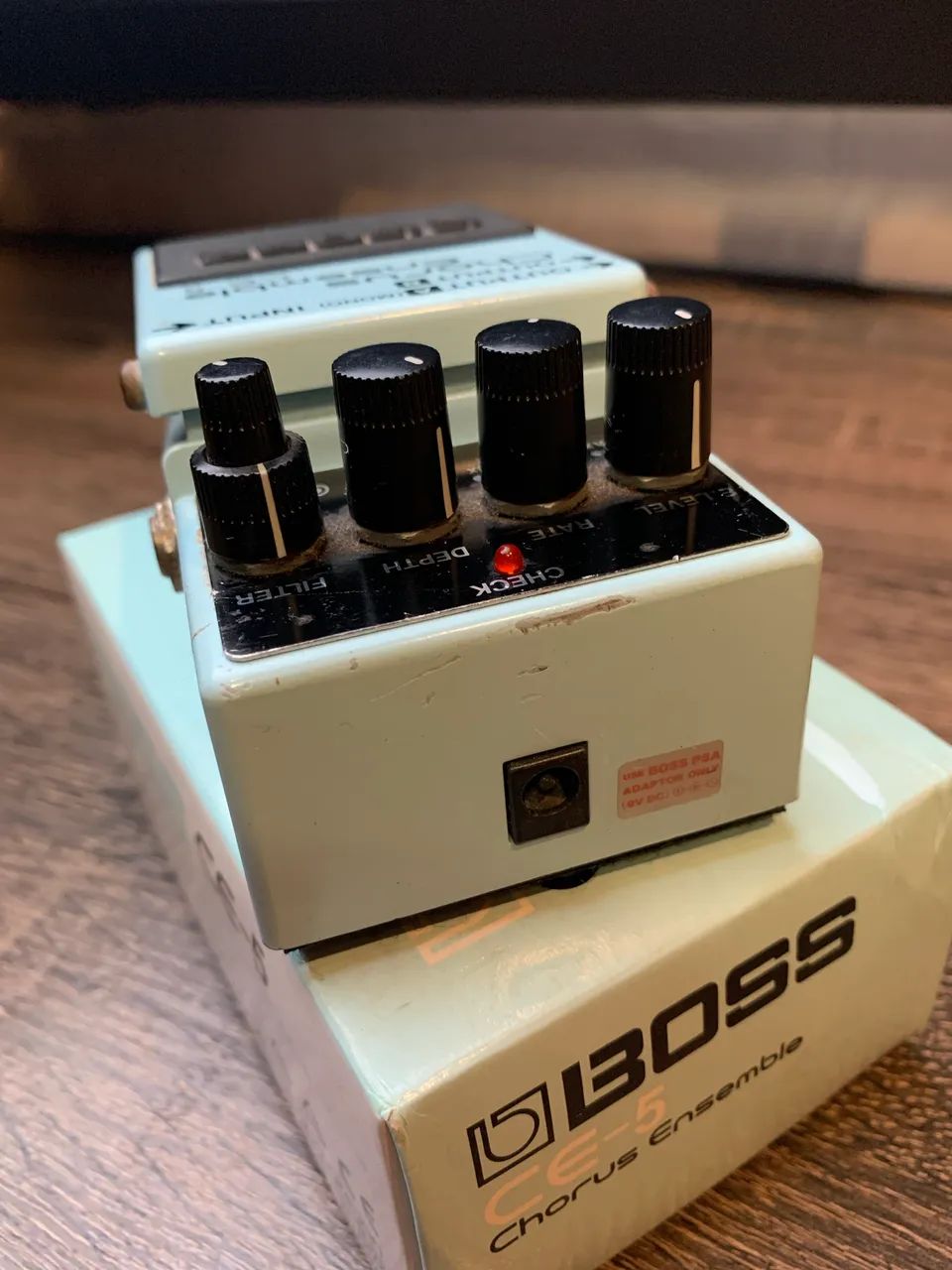 Pedal Boss Chorus CE5 - Foto 3