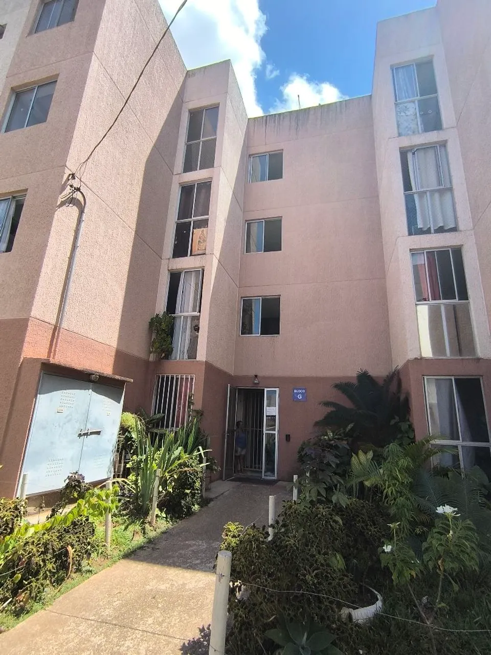Vendo lindo apartamento no Crixás lV