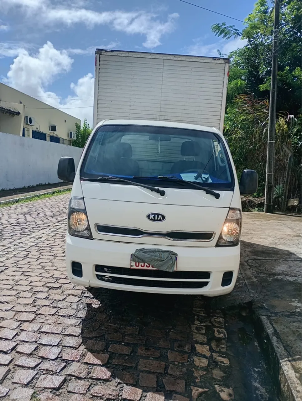Kia Bongo Baú - pronto para Trabalho - HR