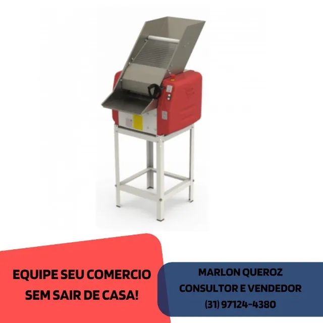 Cilindro de Massas Braesi 40 CM Bivolt com Suporte