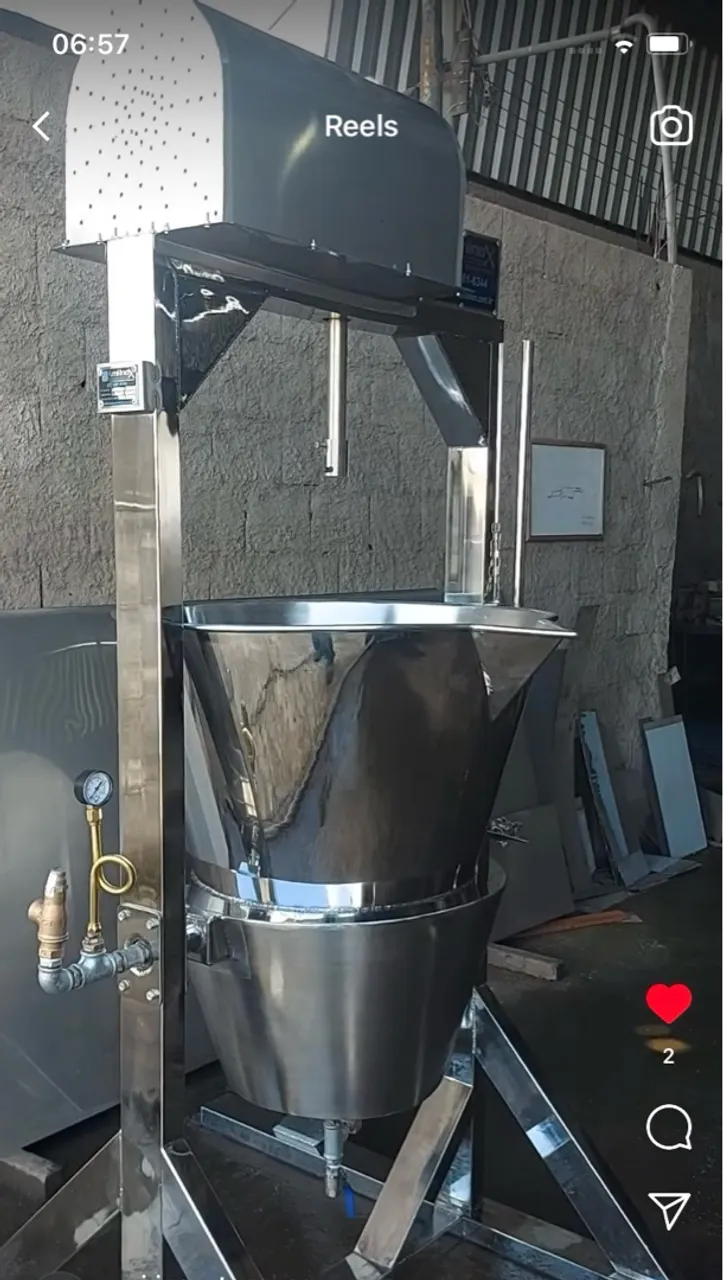 Tacho de mistura industrial em aço inoxidável