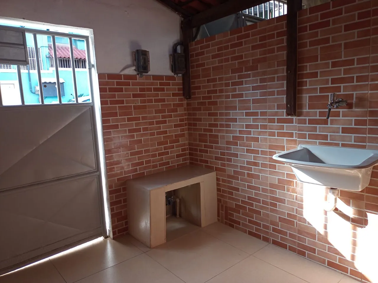 CASA TIPO KITNET