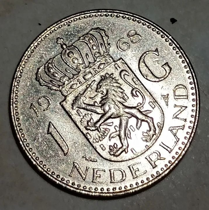 Moeda de 1 Gulden (1 G) dos Países Baixos (Holanda), emitida em 1968