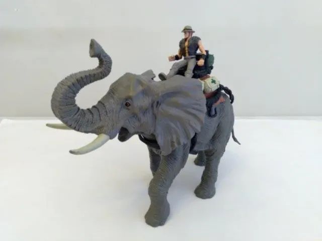 lote chap mei - jungle adventure - elefante + boneco (usados) - itens raros