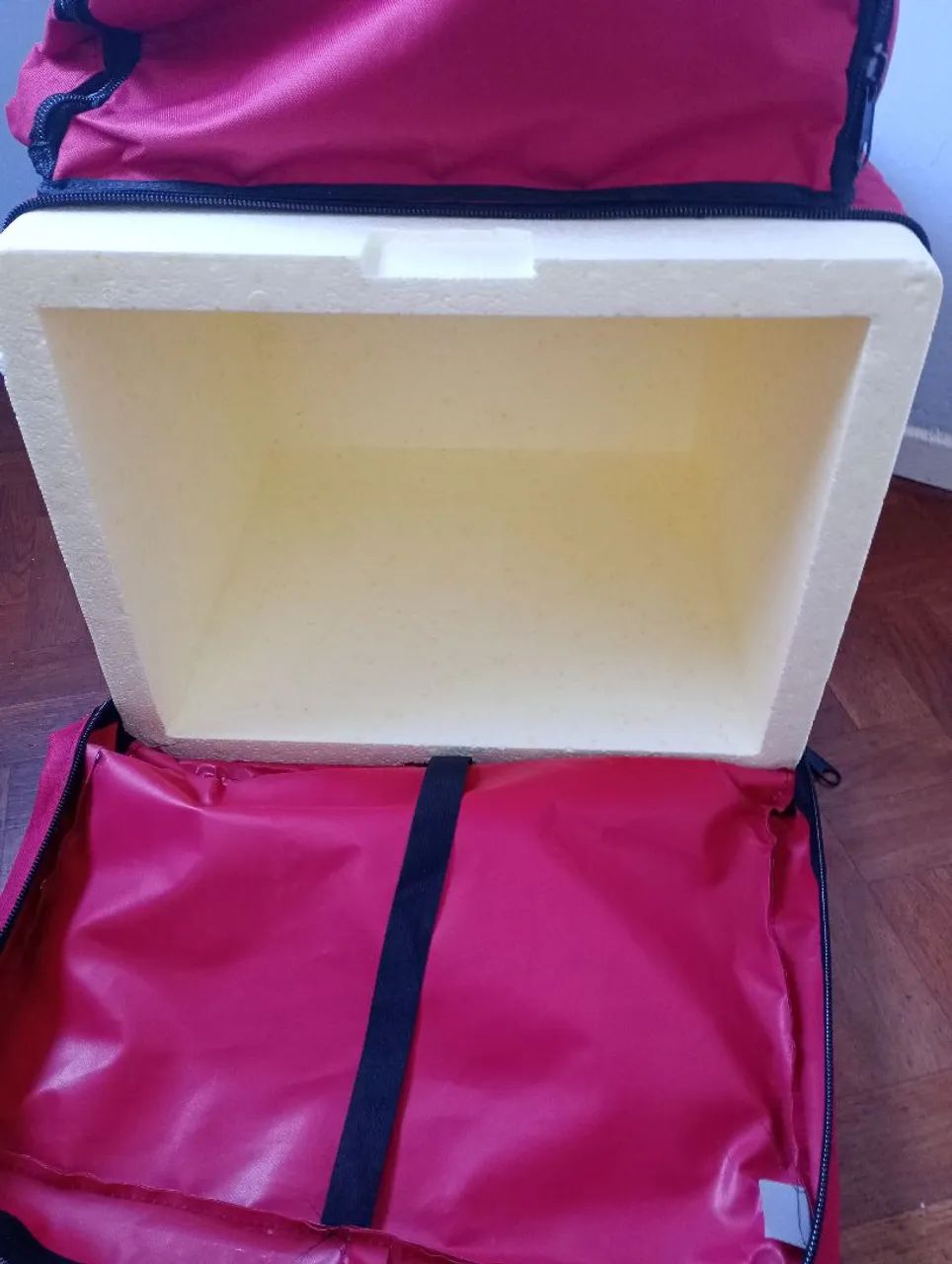 Bag térmica para entrega com cubo de isopor 44l - Foto 2