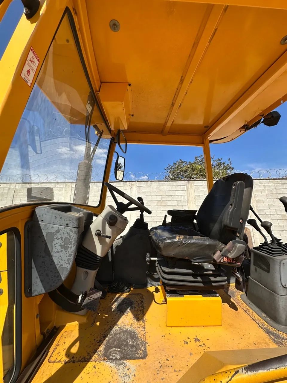 Retroescavadeira Randon RK 406B 2011 4x4 - Foto 5