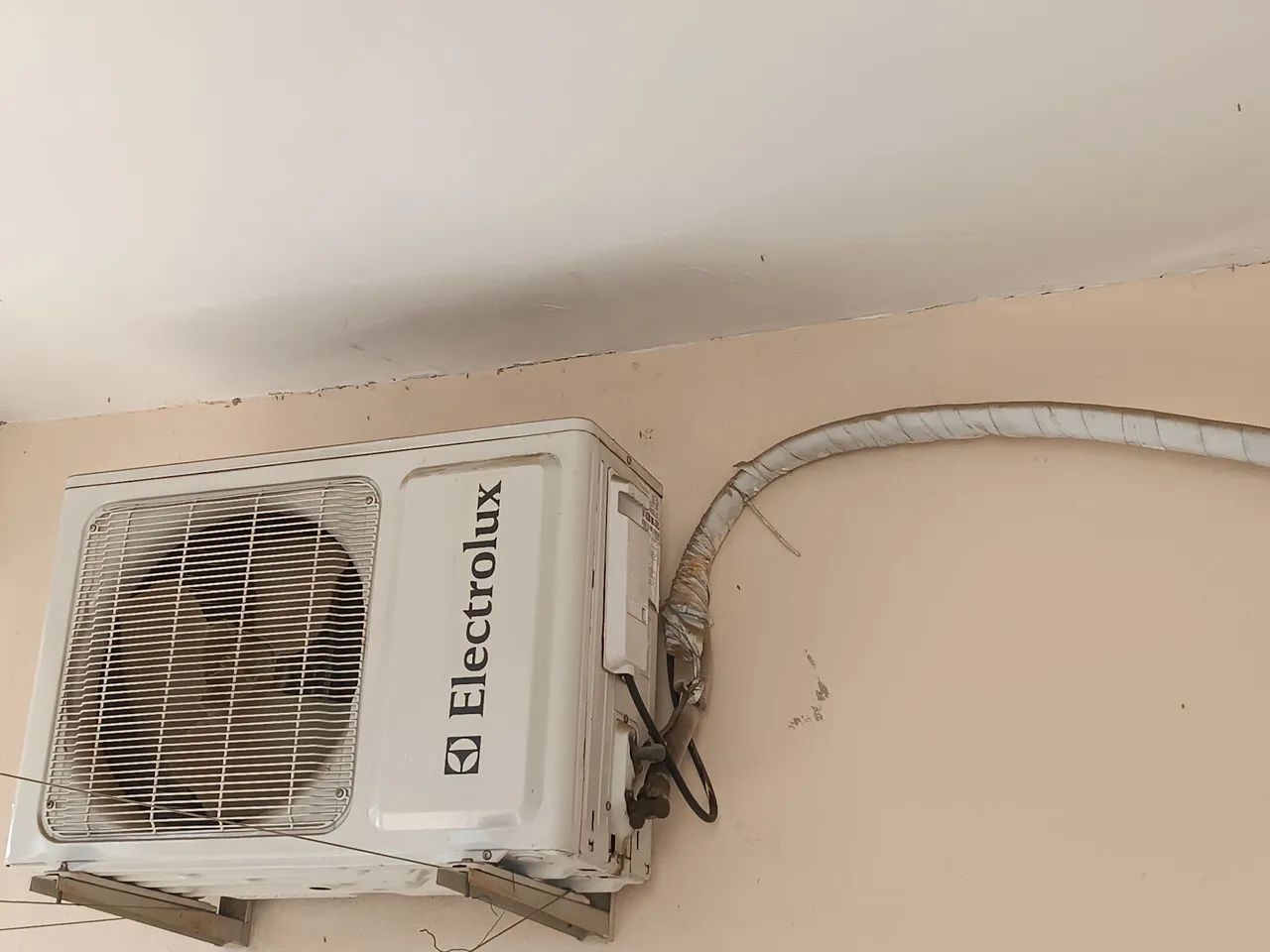 Ar Condicionado Electrolux 12000 BTUs 