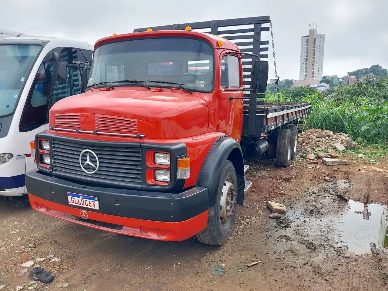 Caminhão Mercedes-Benz 1517