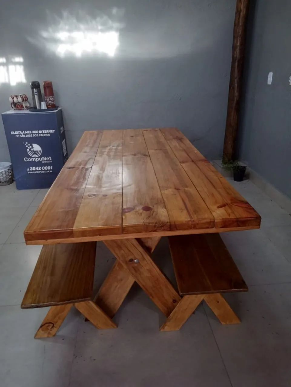 Mesa de Jantar de Madeira Rústica - Foto 4