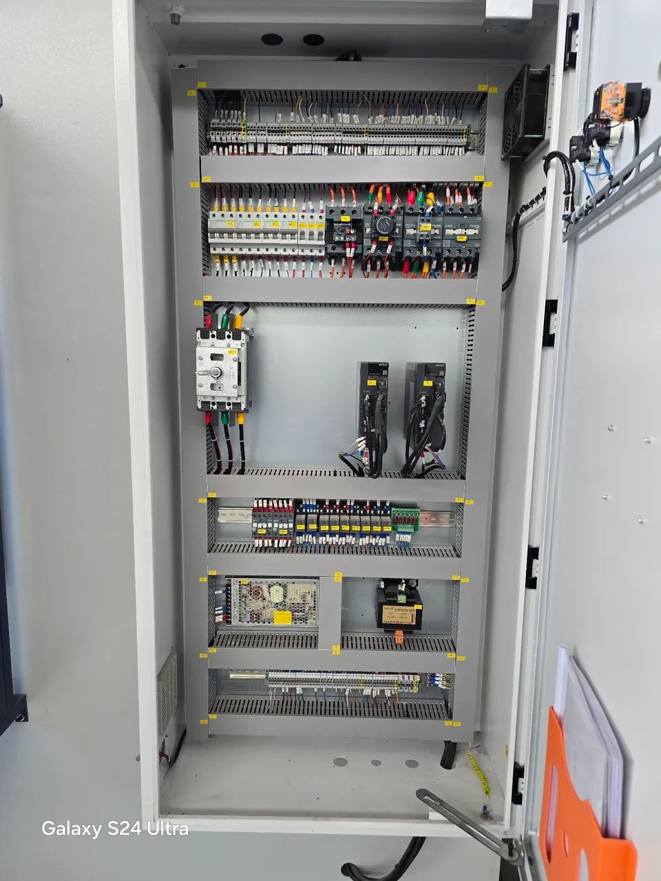 Dobradeira CNC 6000x350T - Foto 4