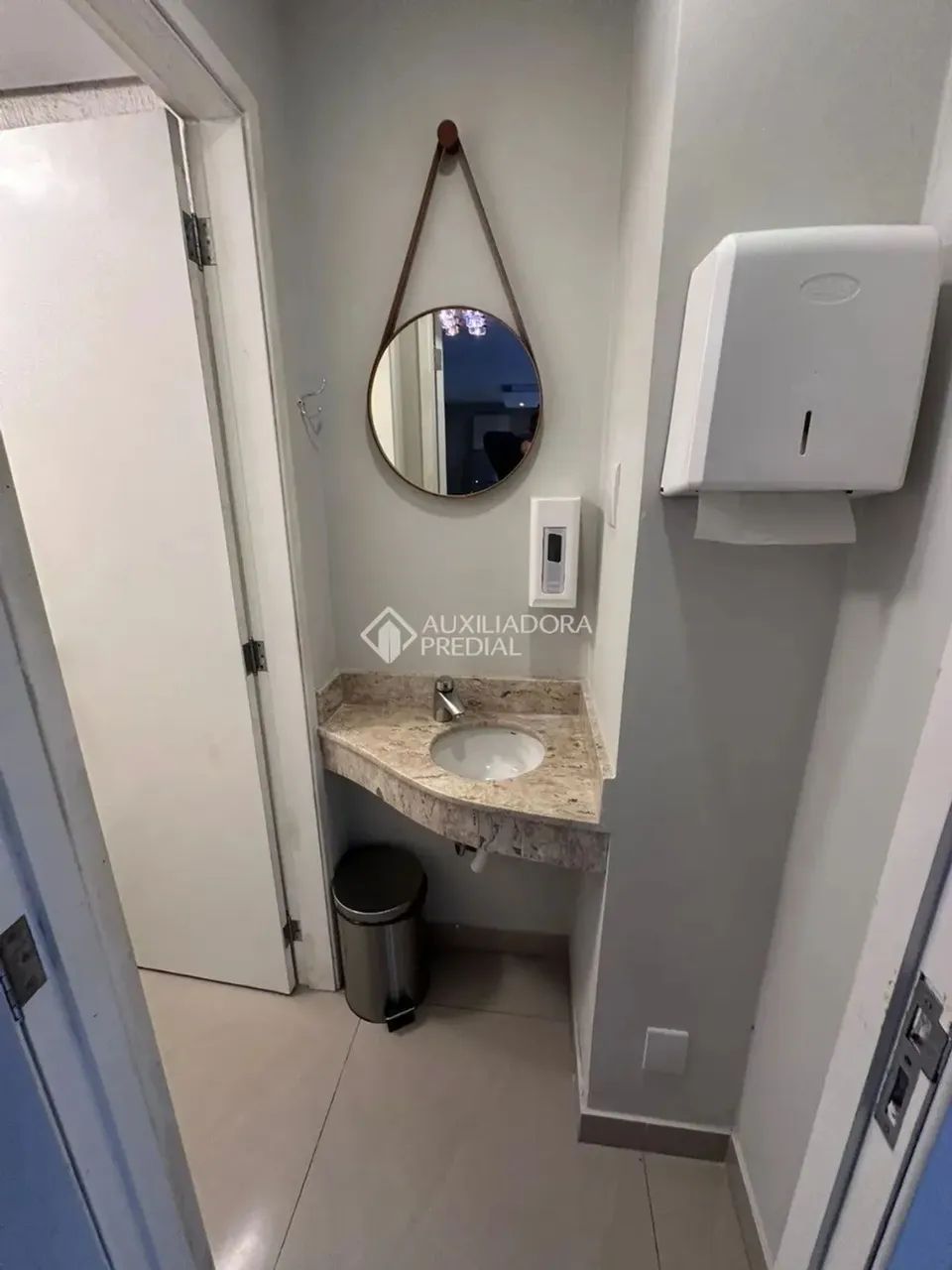 Imóvel para venda possui 106 metros quadrados com 3 quartos em Independência - Porto Alegr - Foto 6