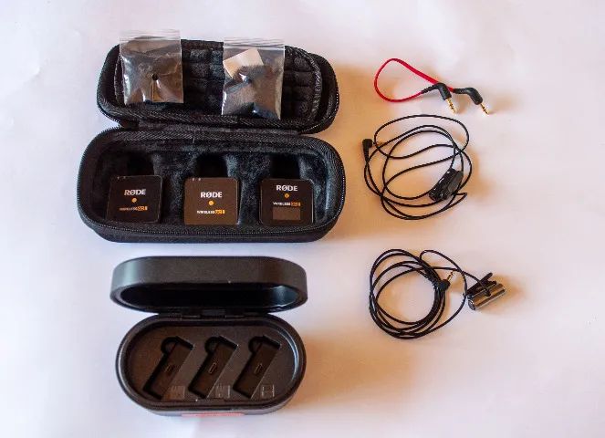 Rode Wireless Go II Lapel Microphone - 3 Units + Cases64407621143938123