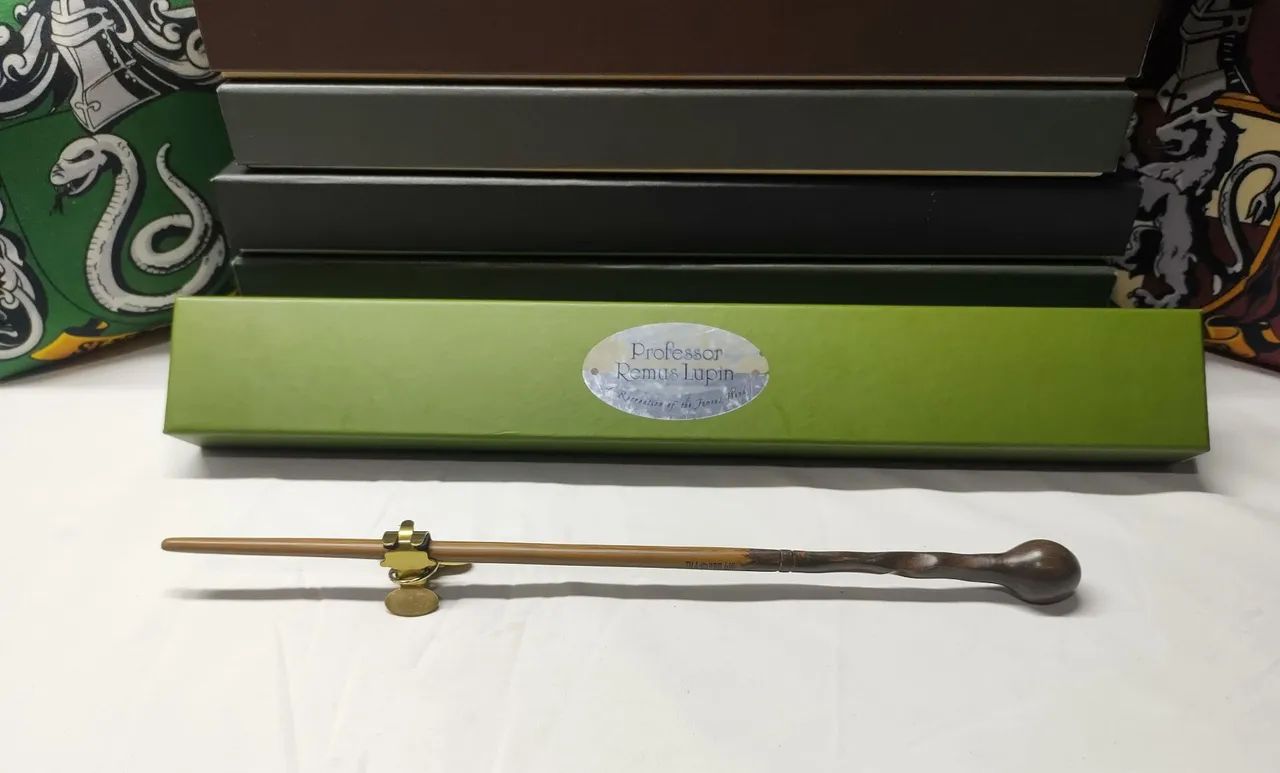 Varinha Harry Potter Noble Collection - Varinha Prof Remus Lupin - Foto 2
