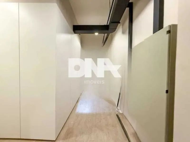 Apartamento a venda em Copacabana.