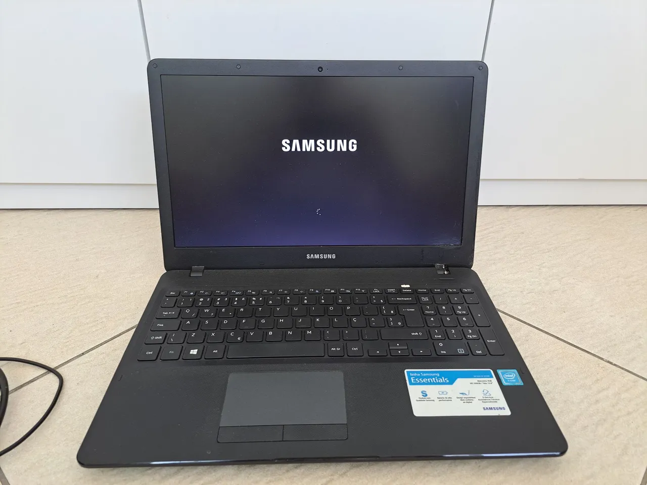 Notebook Samsung Essentials