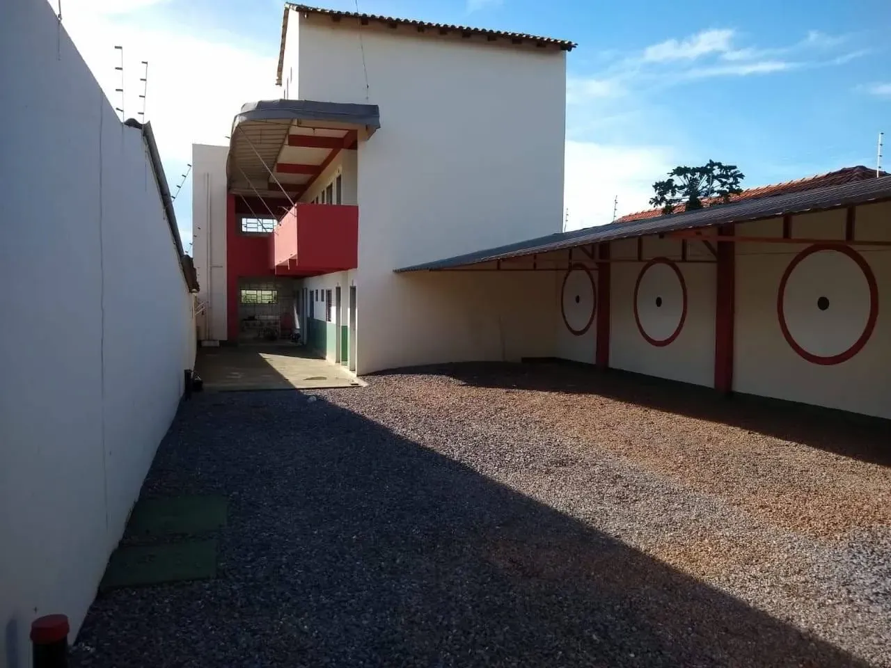 Sobrado com 6 Kitnets à Venda, Cristo Rei, Várzea Grande, MT