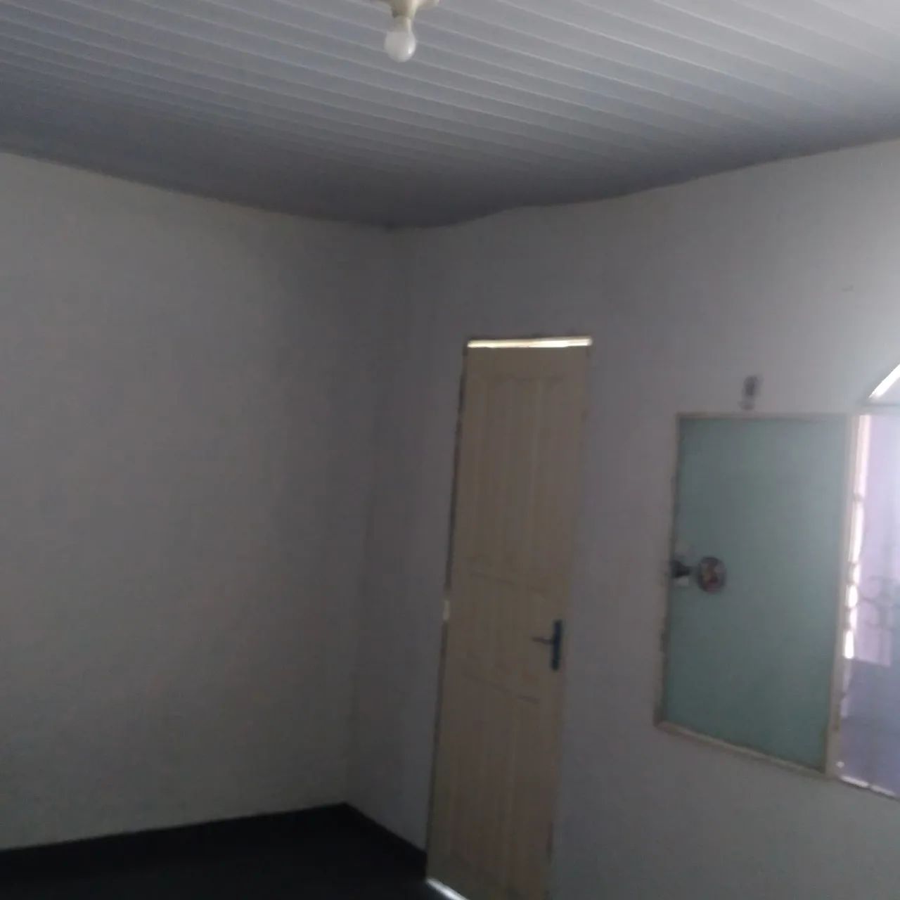 ALUGUEL KITNET P/ SOLTEIRO OU CASAL SEM FILHOS