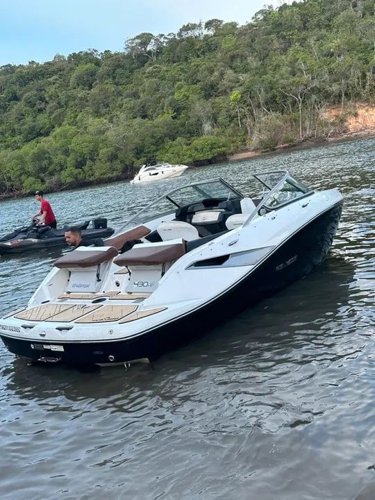 「船底」 レポート＞新ジェット船セブンアイラインド結の船底｜東海汽船 新造船