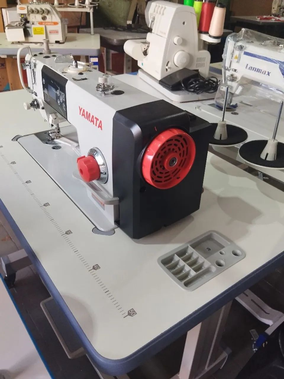 Máquina industrial reta Direct drive nova Yamata com corte de linha  - Foto 3
