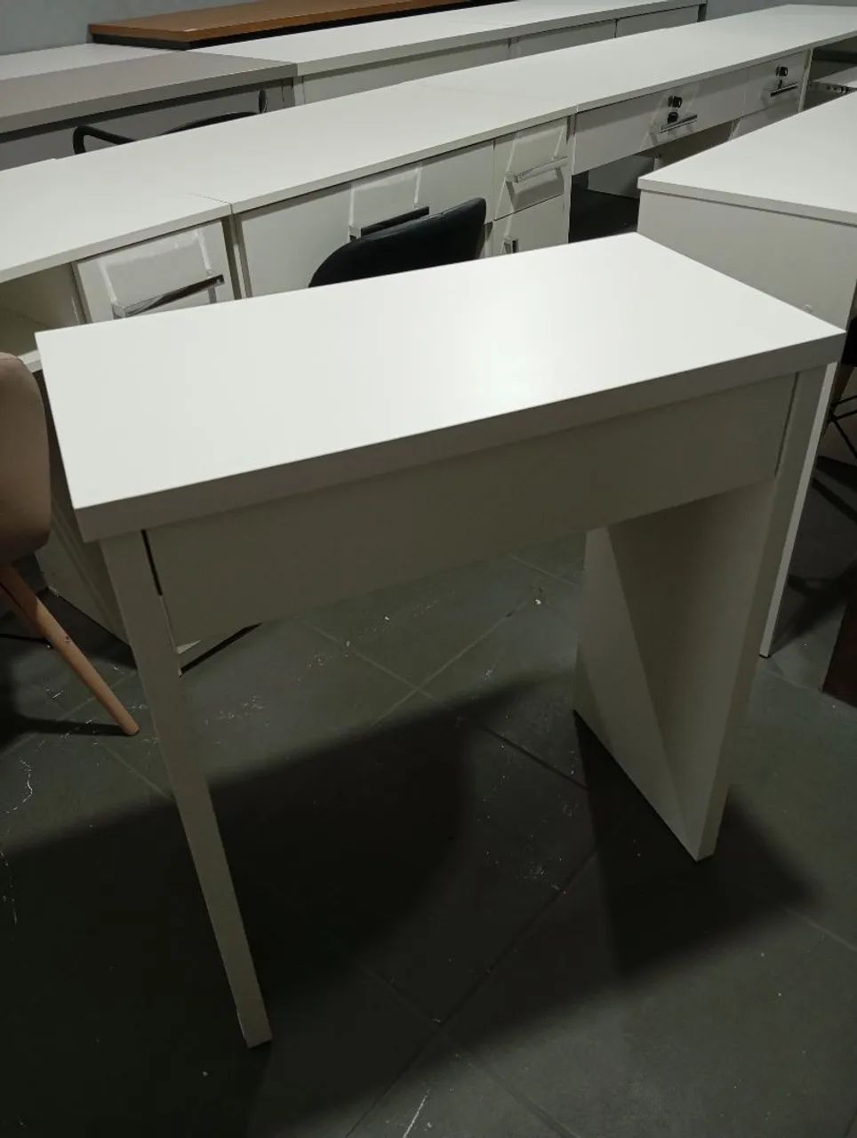 Mesa Engrossada 70x35cm com gaveta