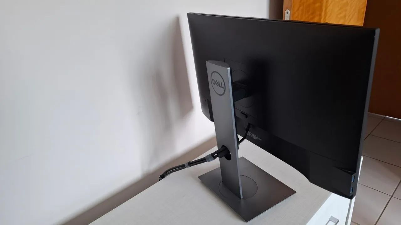 Monitor Dell 23'64292067453569124