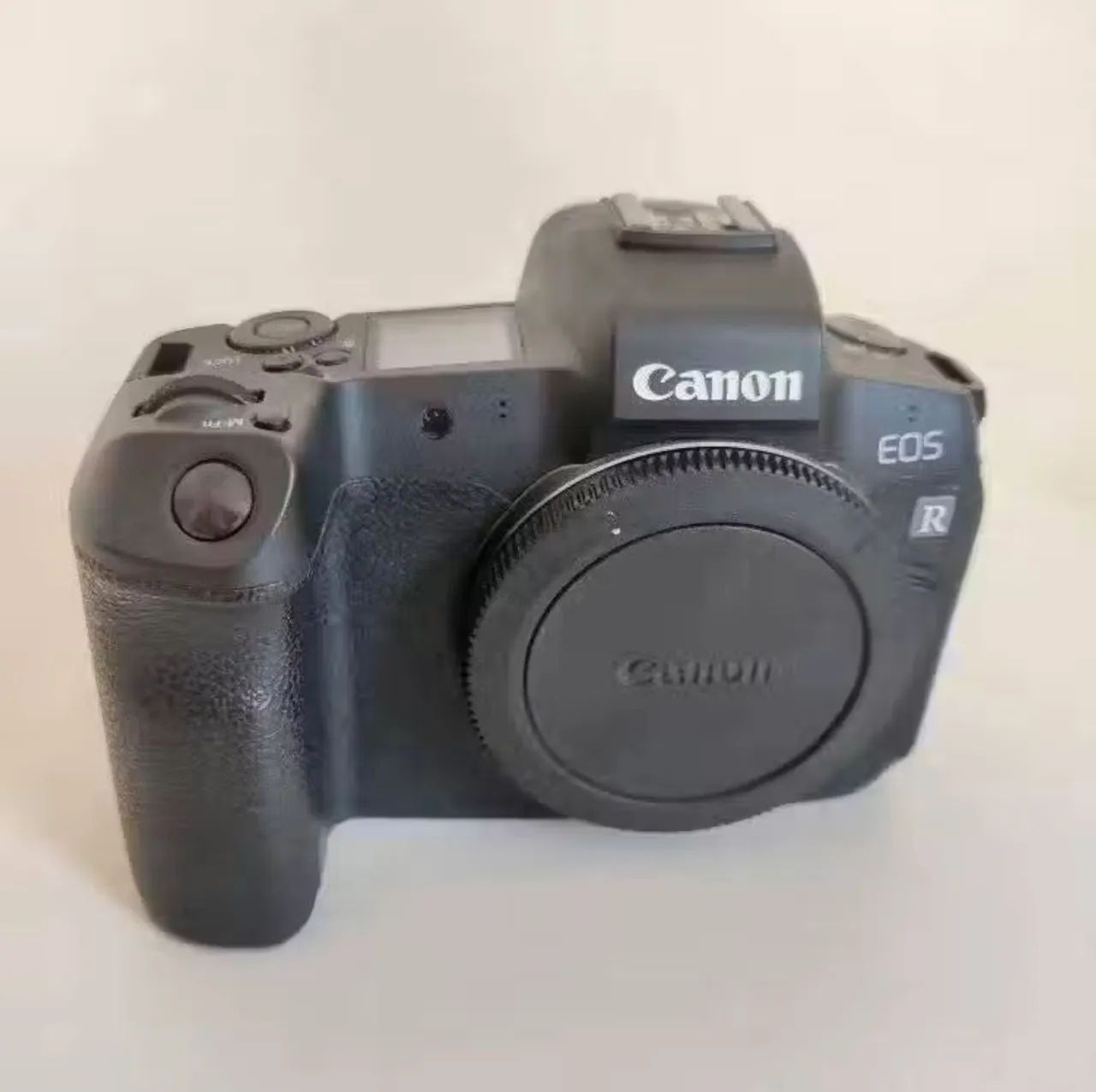 Câmera Canon EOS R - Foto 2