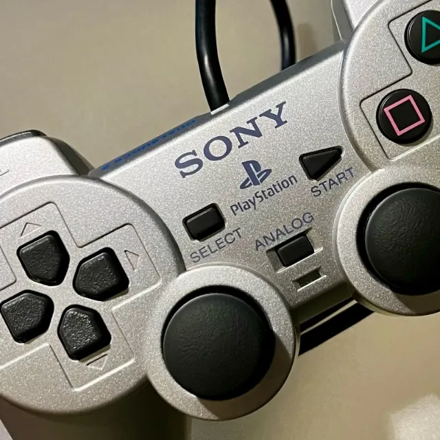 Controle PlayStation DualShock 2 PS1 PS2 Raro Original Sony Prateado Satin Silver