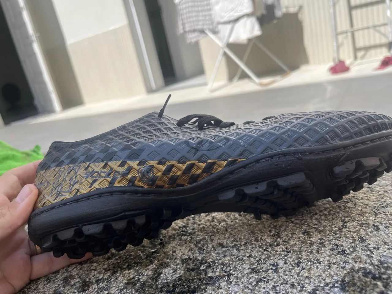 Chuteiras de Futebol Society NOVA N42 - Foto 3