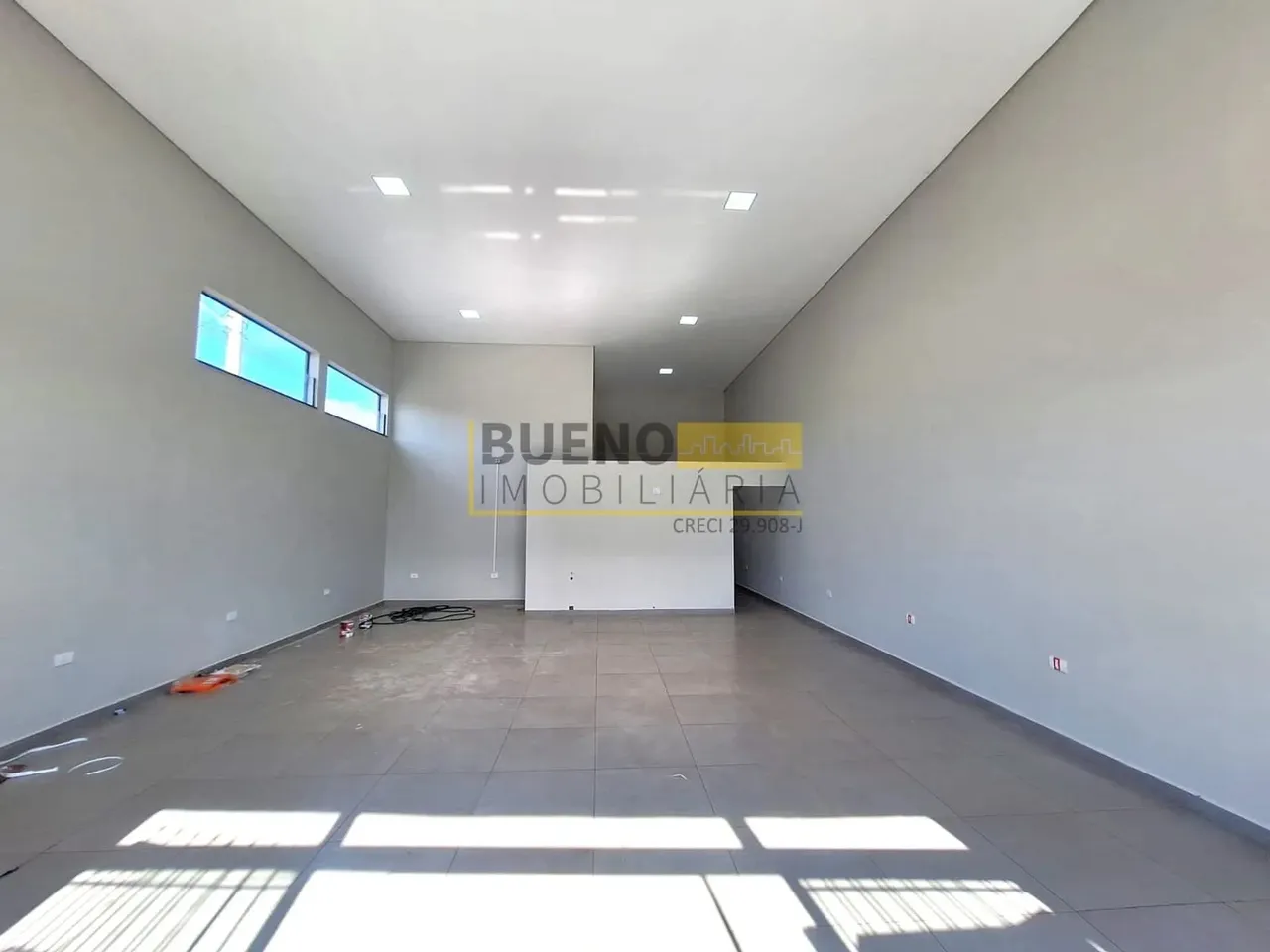 Salão comercial para locação no bairro Parque Planalto, Santa Bárbara D'Oeste, SP