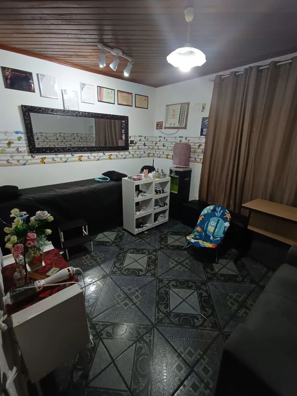 //Casa com Ponto Comercial - quintal e garagem  - Foto 5