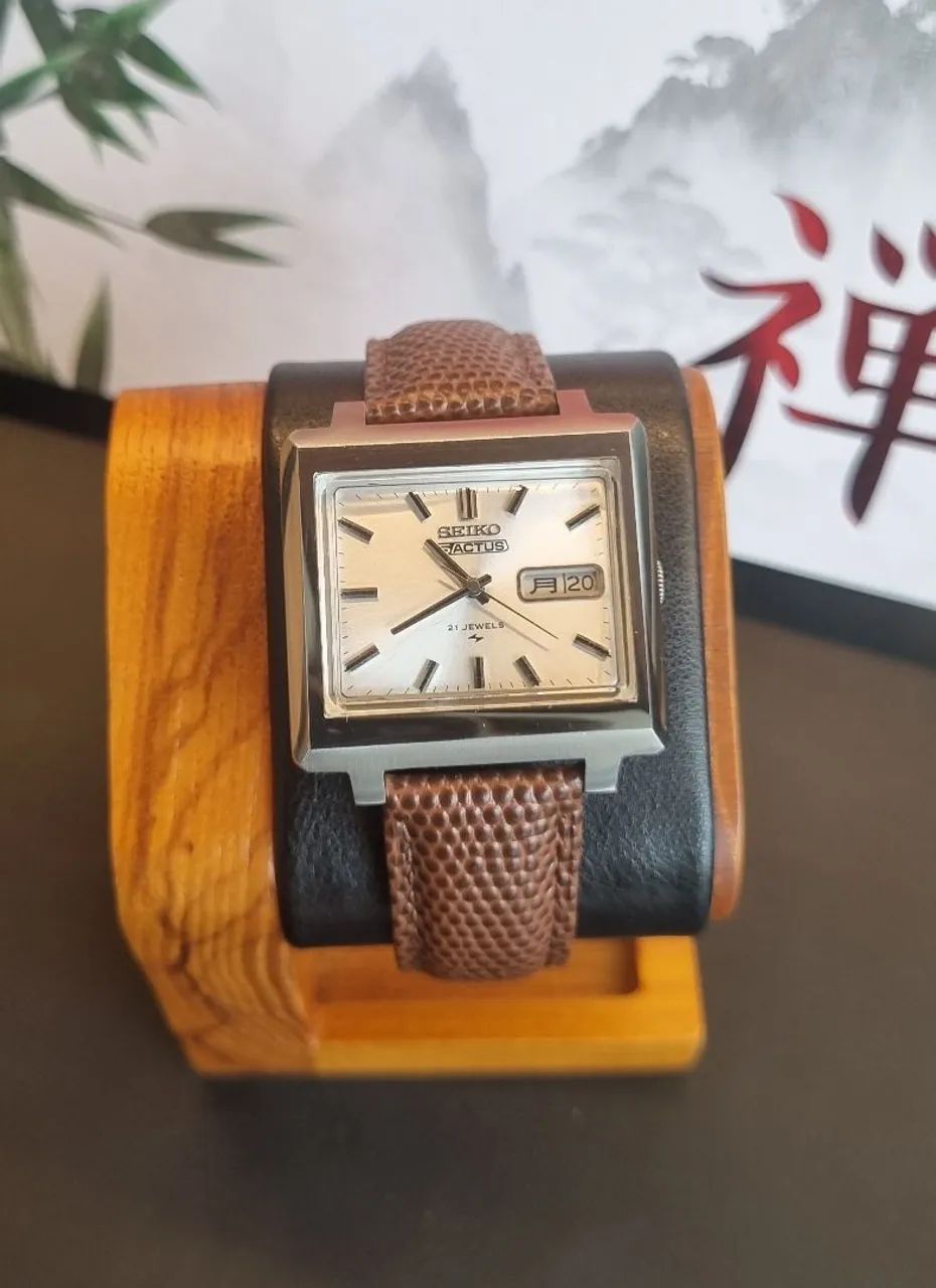 Relógio Seiko 5 Automático JDM, Linha Actus "Square"