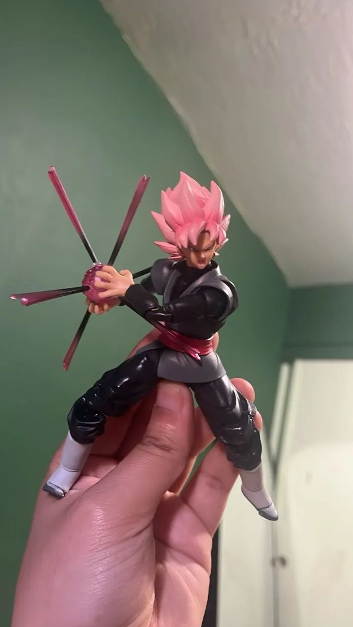 Boneco articulado + goku black - Foto 3