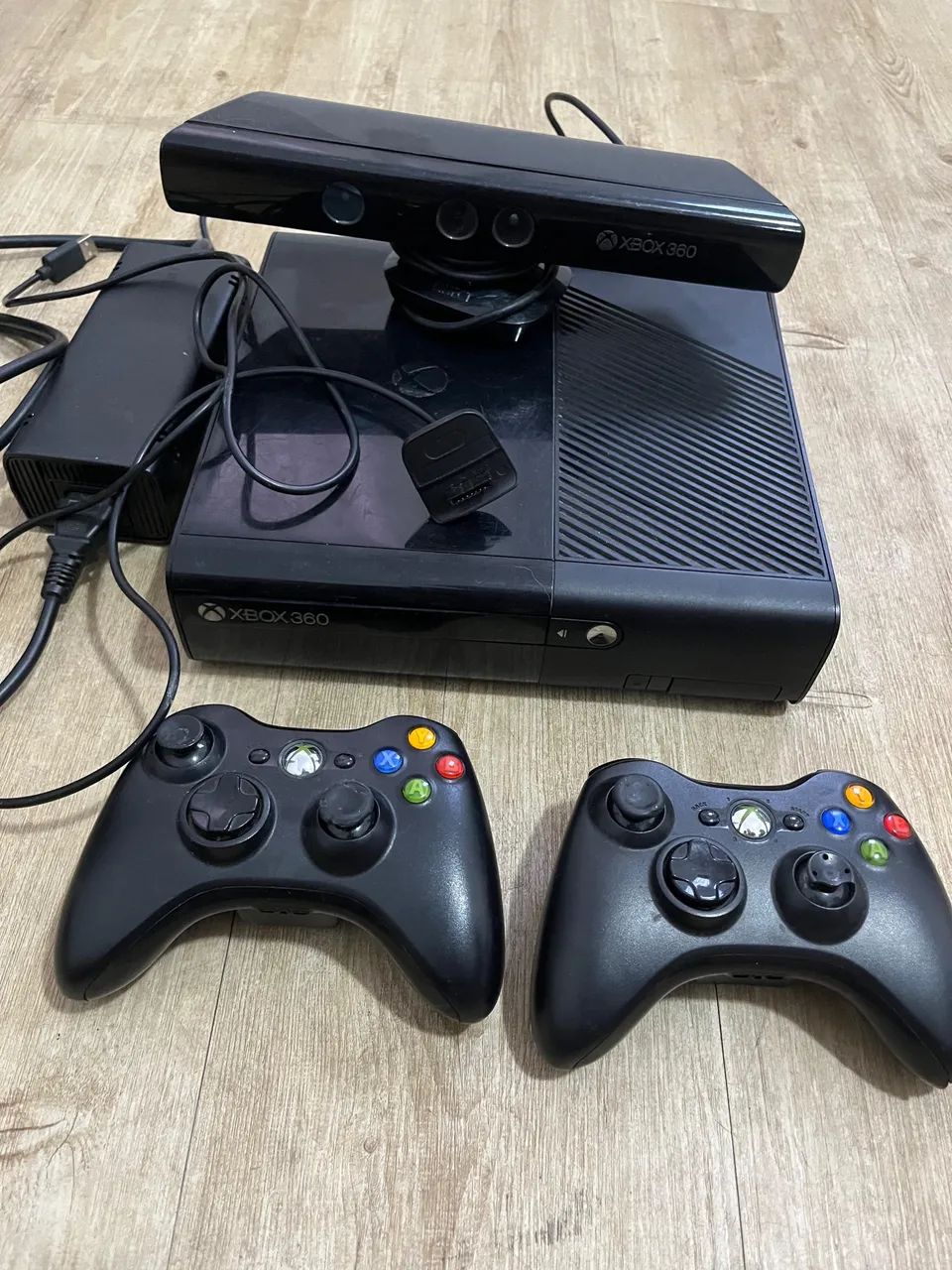 GRANDE OPORTUNIDADE!!!! XBOX 360 SLIM COMPLETO  - Foto 3