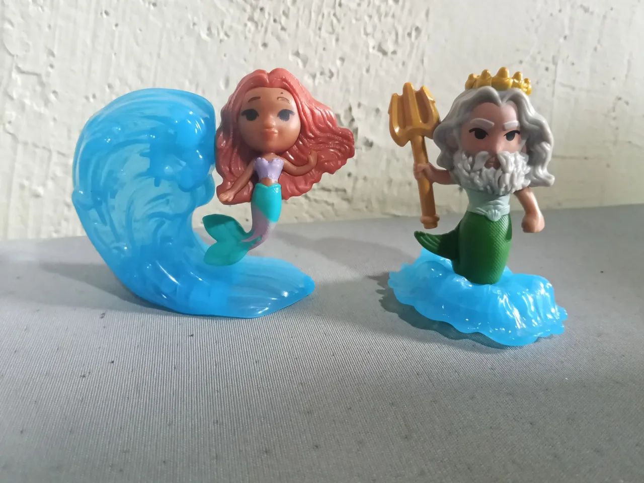 Dupla Rei Tritão e Ariel Live Action a Pequena Sereia Mcdonalds - Foto 4