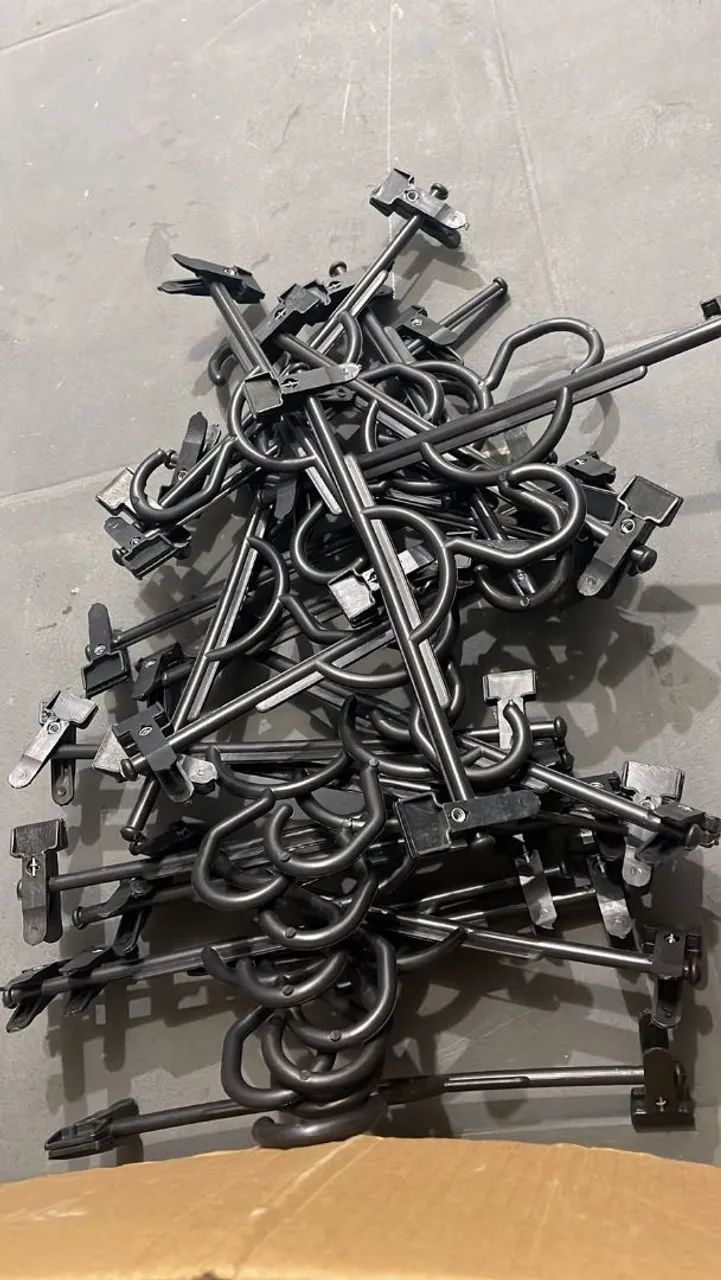 Cabides novo! 1,60 a únidade  - Foto 2