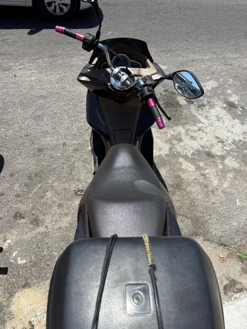 PCX DLX 2018 - Foto 3