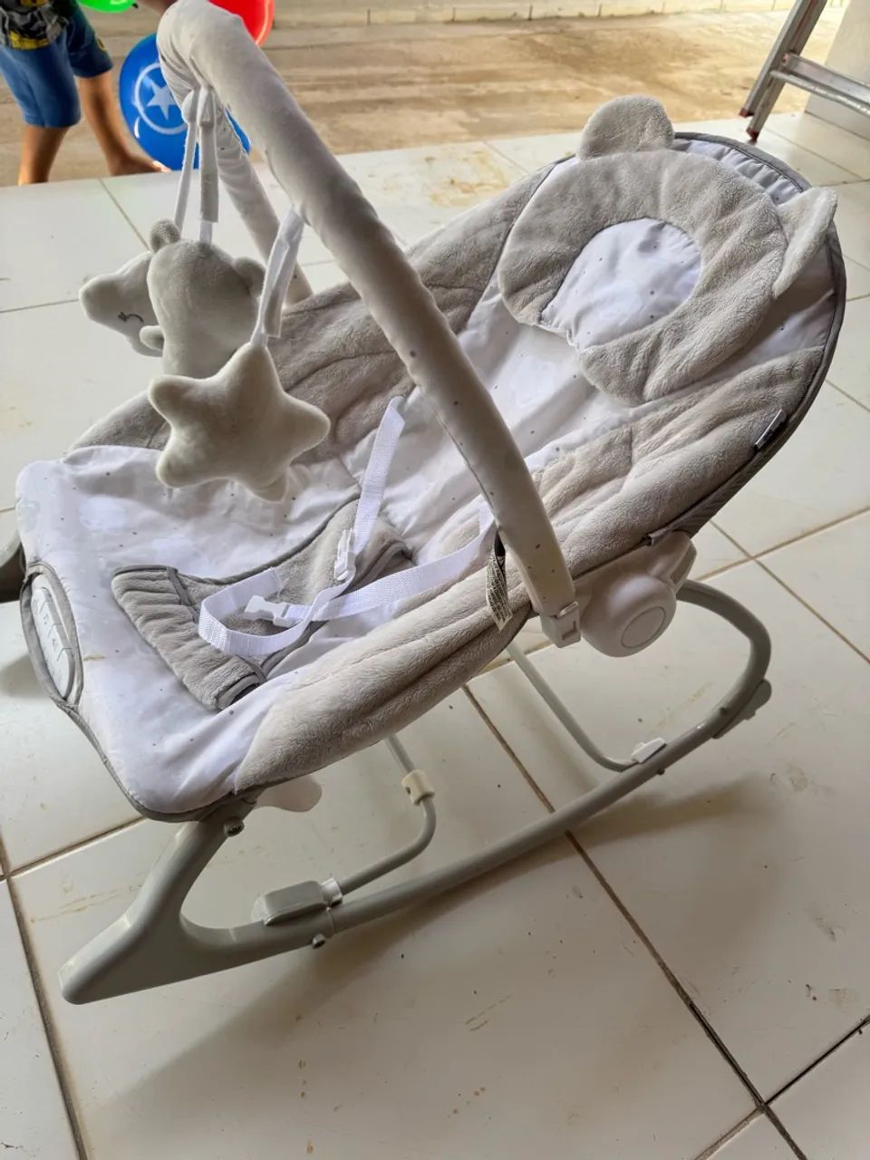 Cadeirinha de balanço para bebê.