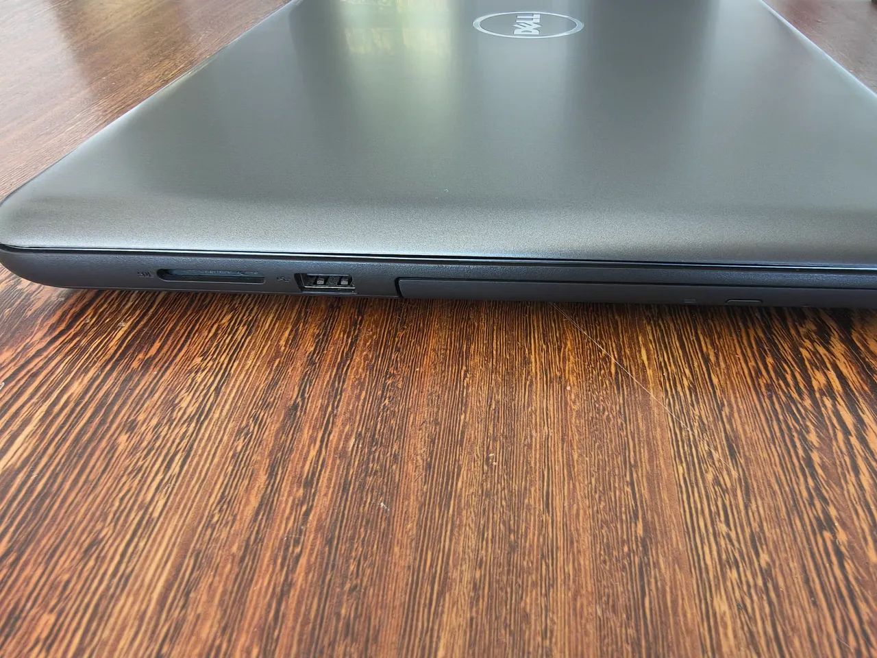 Dell Inspiron 15 5567 - Foto 5