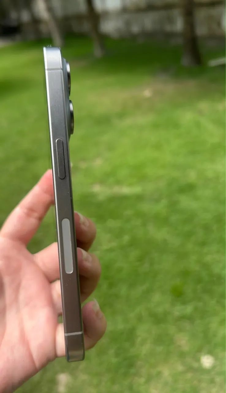 iPhone 15 pro - Foto 3
