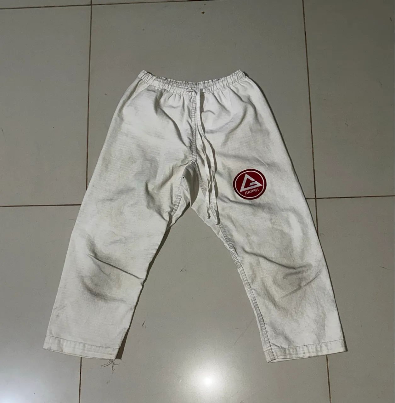 Kimono Gracie Barra Branco M4