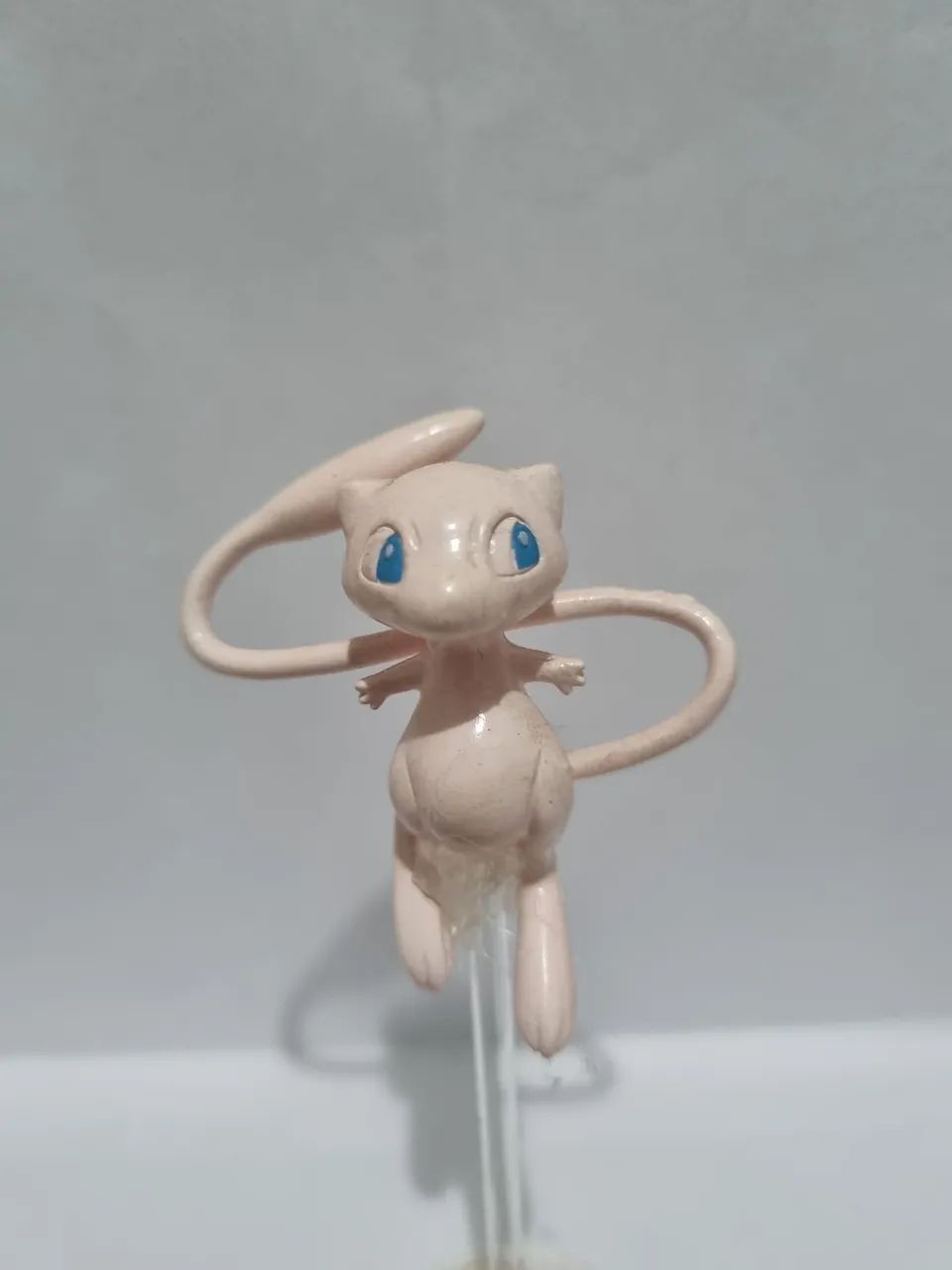Boneco tomy Pokémon  mew