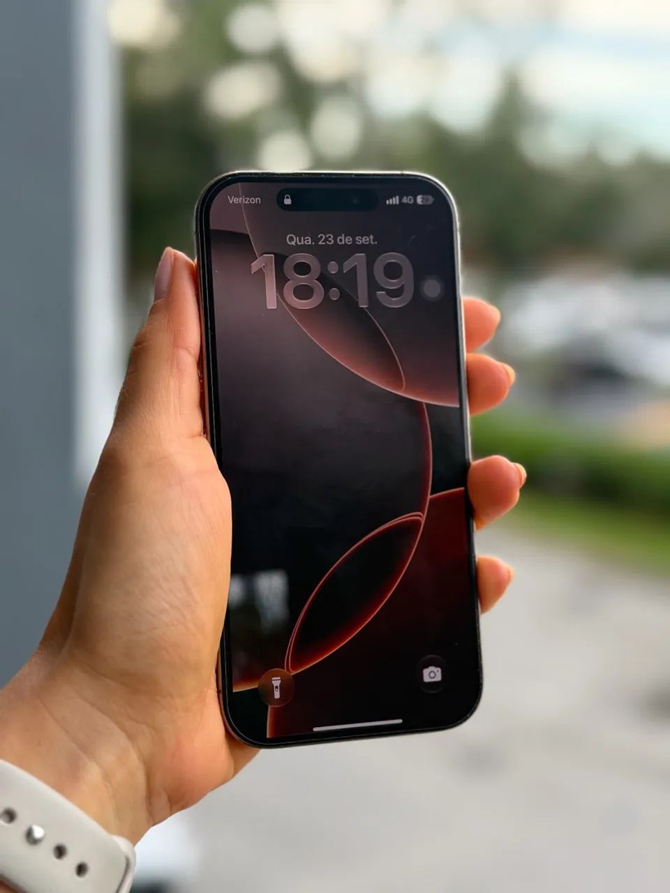 IPHONE 16 PRO 256Gb - PERFEITO ESTADO - Foto 2