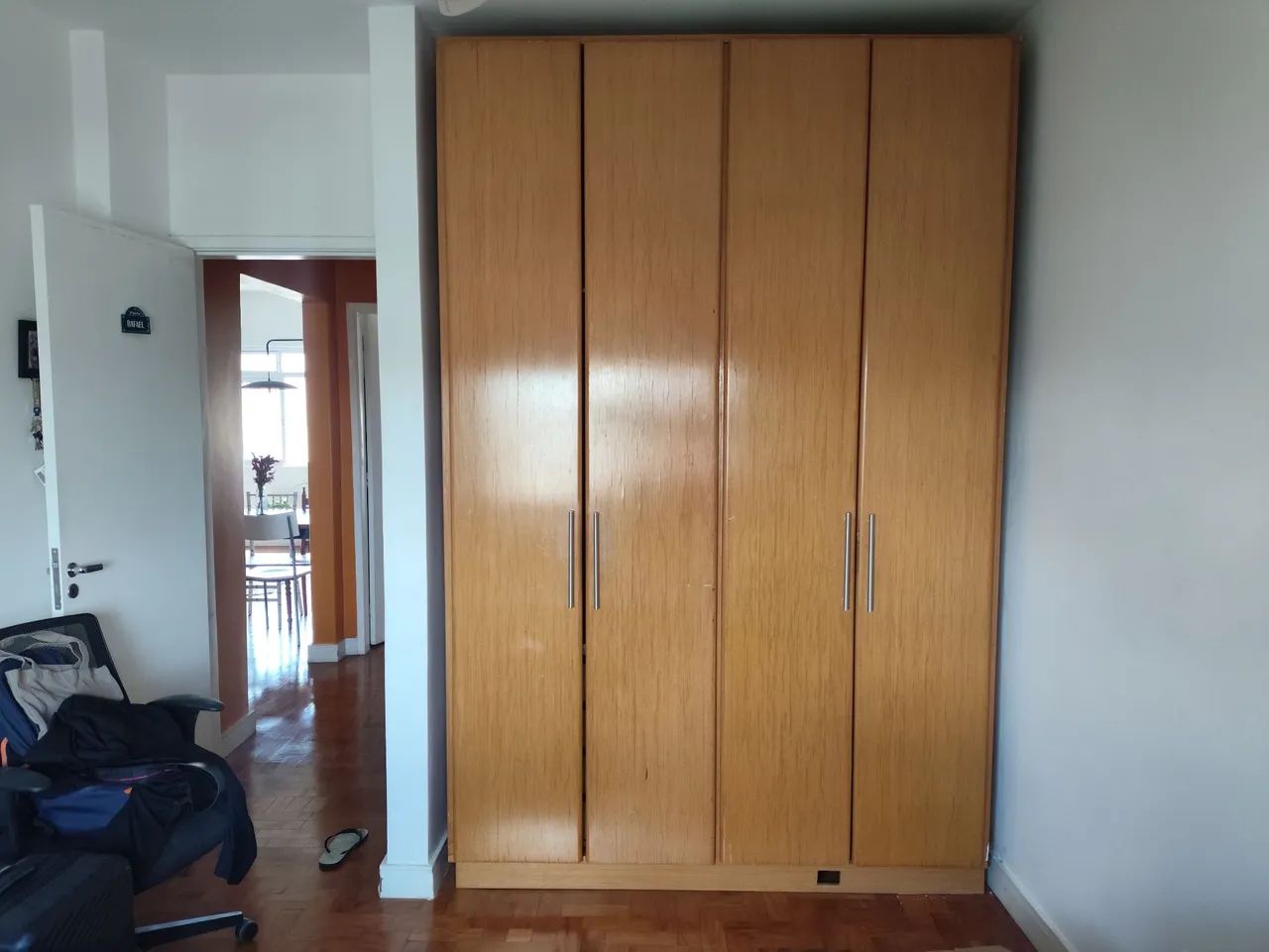 Armário 4 portas