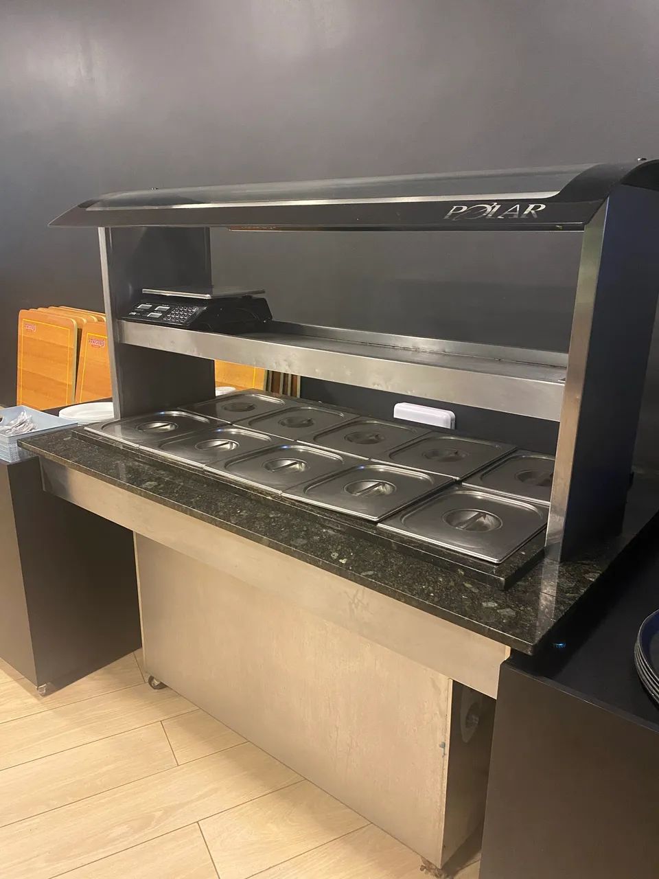 BUFFET 10 CUBAS QUENTE E FRIO 