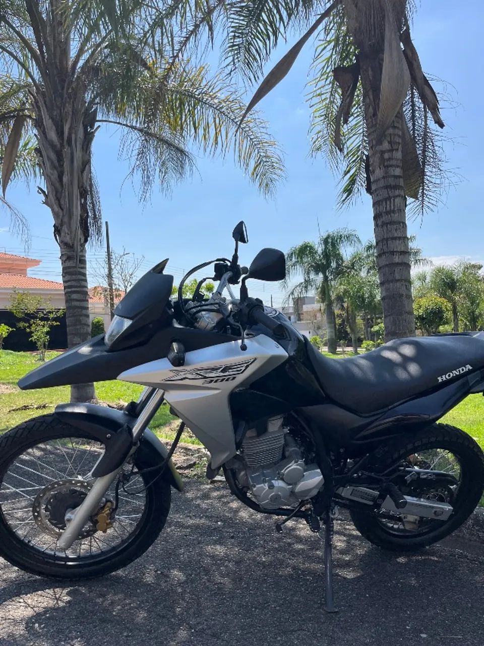 XRE 300  - Foto 2