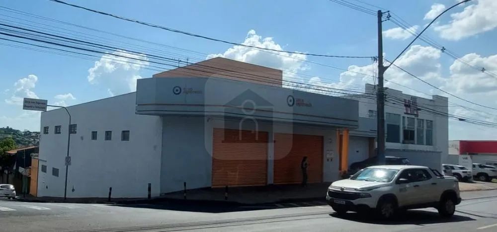 Loja comercial para locação no bairro Daniel Fonseca